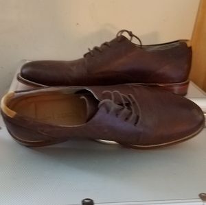 J shows NEW sz 10 Dk. brown